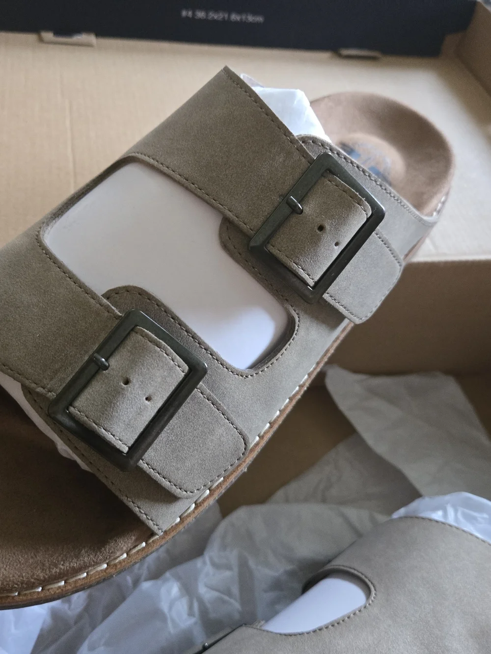 Dockers comfortable suede